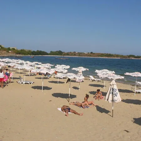 Apartman On The Sea At St Nikolas Complex-ira